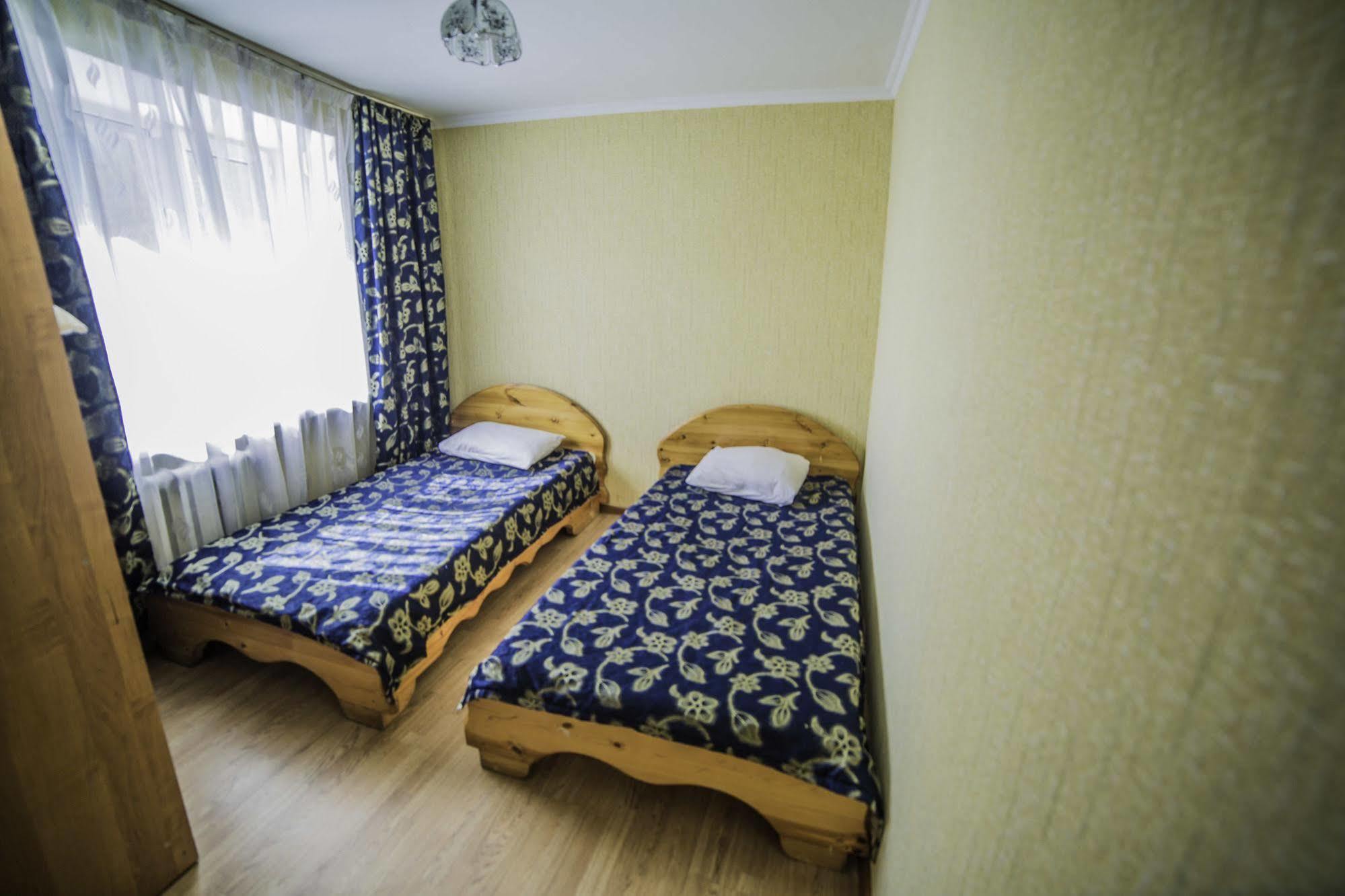 Economy Hotel Zhyger Астана Екстер'єр фото